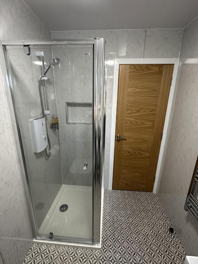 אורקני Royal Oak Guesthouse מראה חיצוני תמונה
