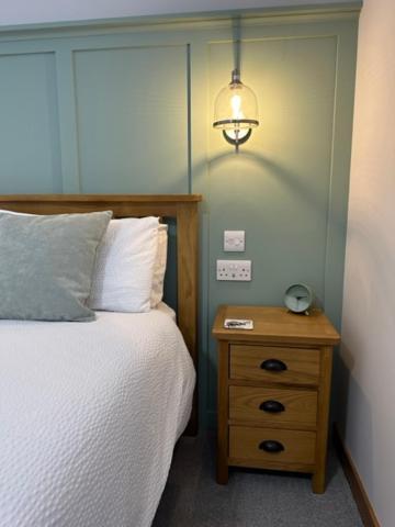 אורקני Royal Oak Guesthouse מראה חיצוני תמונה